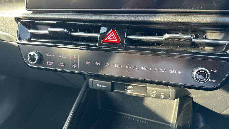 Kia Niro 1.6 GDi 127 Hybrid 3 5dr DCT Hybrid Estate